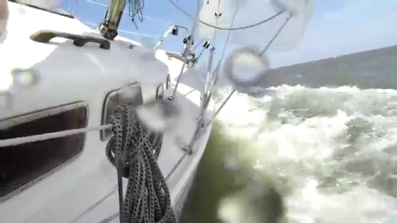 Sailing Markermeer windkracht 6 bft+
