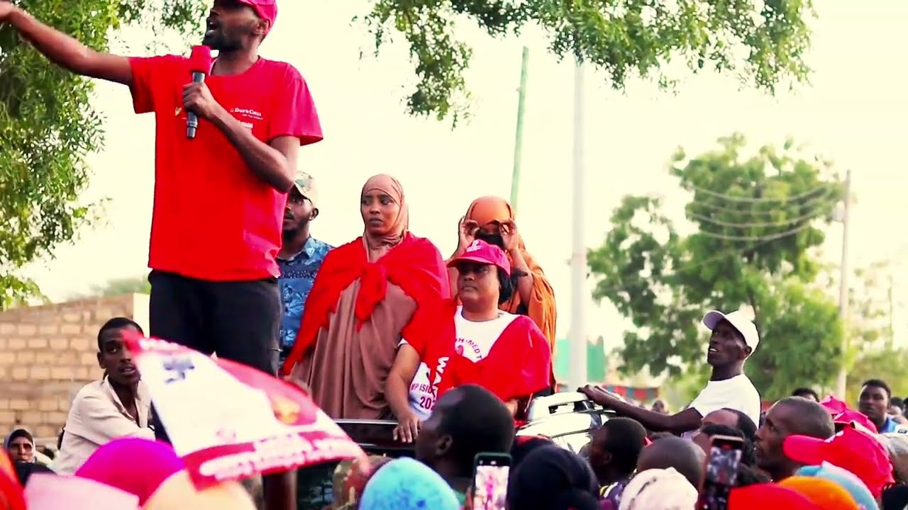 YOUTHS AND KINA ELDERS SHOWING SUPPORT TO BINA MOHAMED TUPI #BMT #Binamohamedtupi #isiolopolitics 