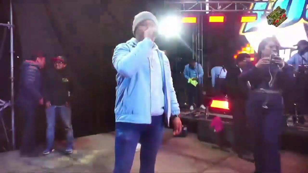 EN VIVO LOS TOKES