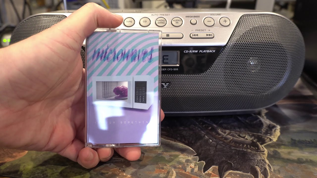 Unboxing and checking out the Sony CFD-S05 new old stock portable deck.