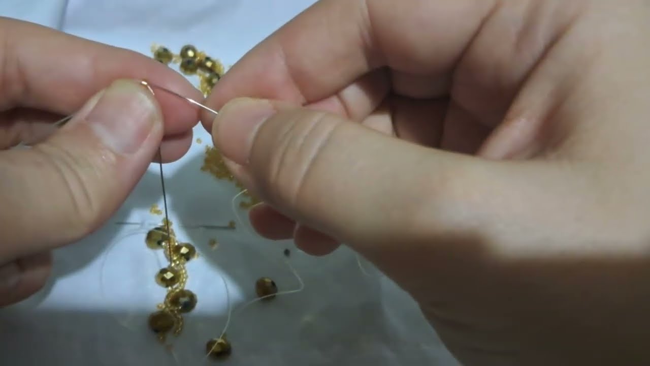 İki iğne ile Yapılan Kolay Kolye #kolye #kolay #diy #elemeği #handmade #kristal #kumboncuk #art 