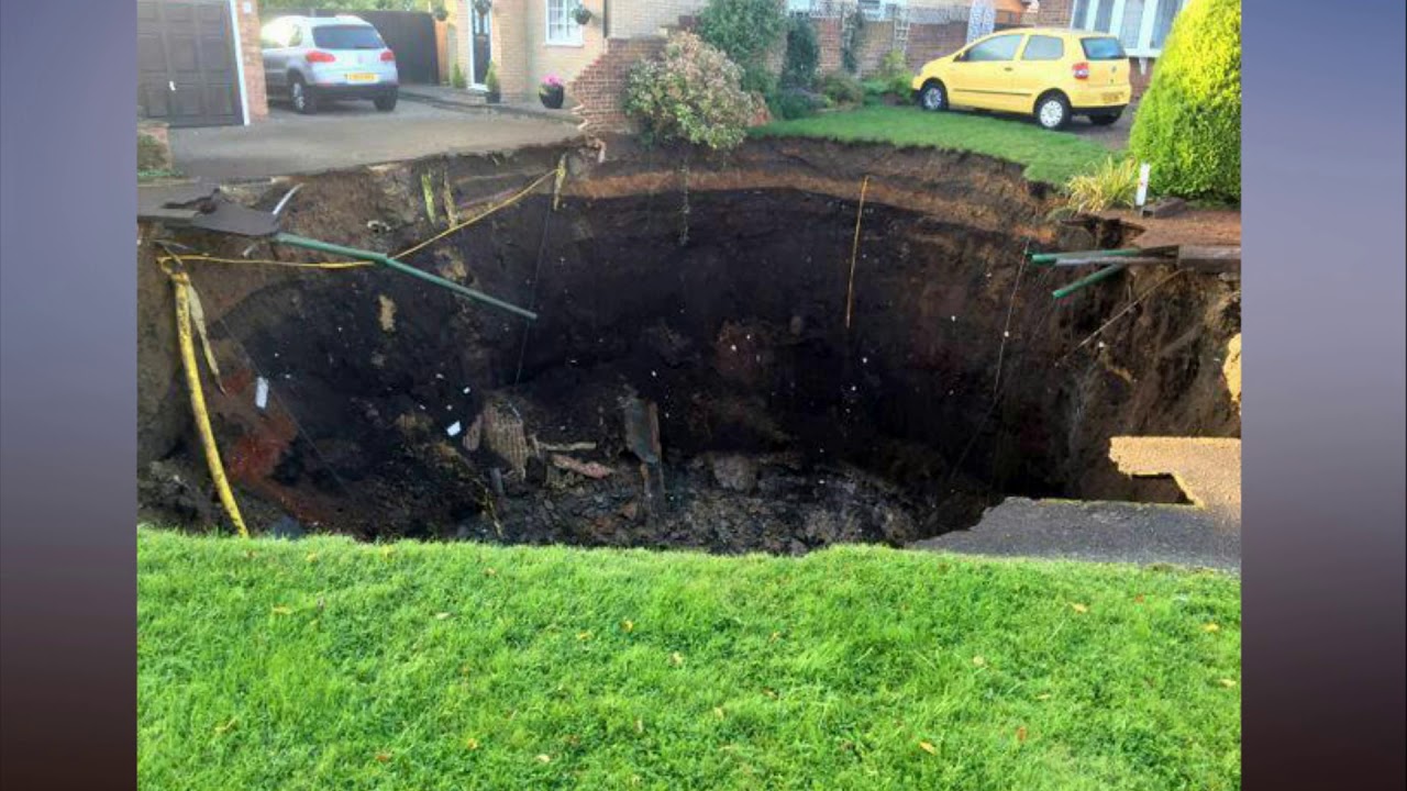 What is a sinkhole, how do they form and where in the UK have holes been found
