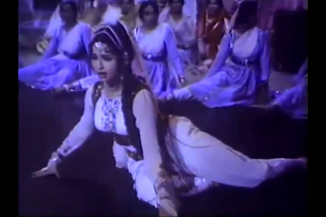 Kisi Se Na Kehna - Noor Jahan (1967) ~ HD Print
