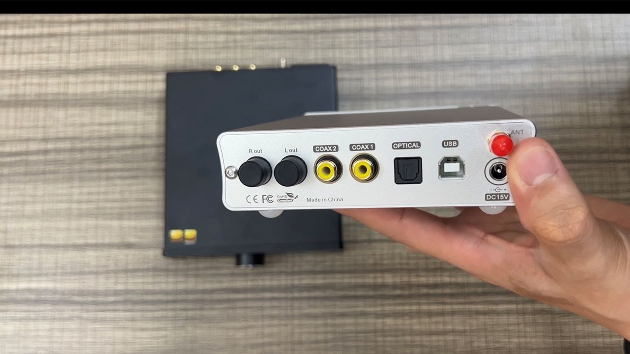 So Sánh 2 Mẫu Đầu Giải Mã Dac Đa Năng Nhất Phân Khúc Tầm Trung