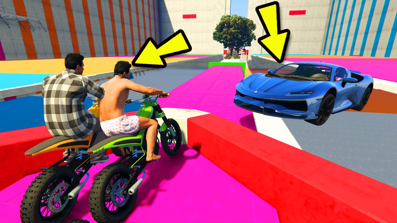 MOTO VS NOUVELLE HYPERSPORTIVE SRX !