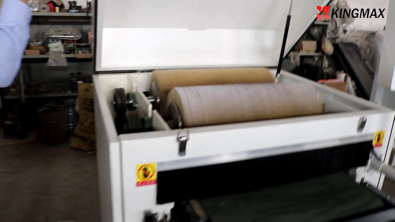 Double rollers wood brush polishing machine