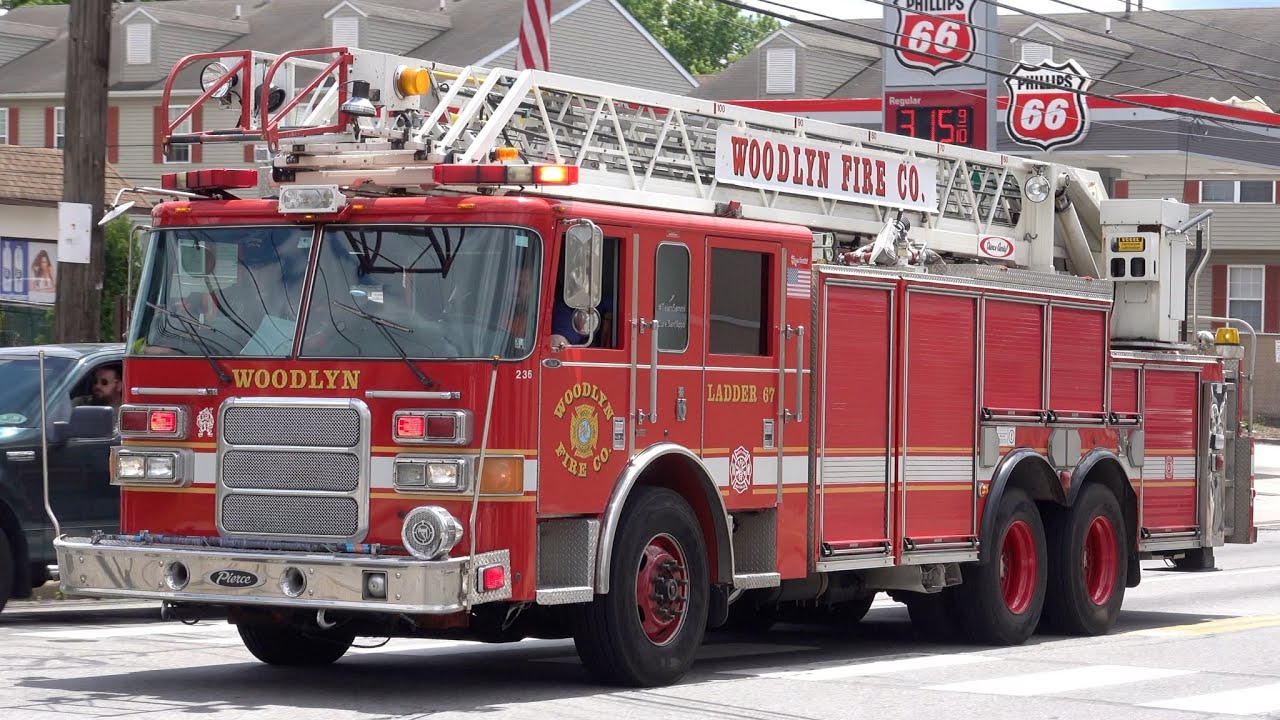 Woodlyn Fire Company Ladder 67 Responding