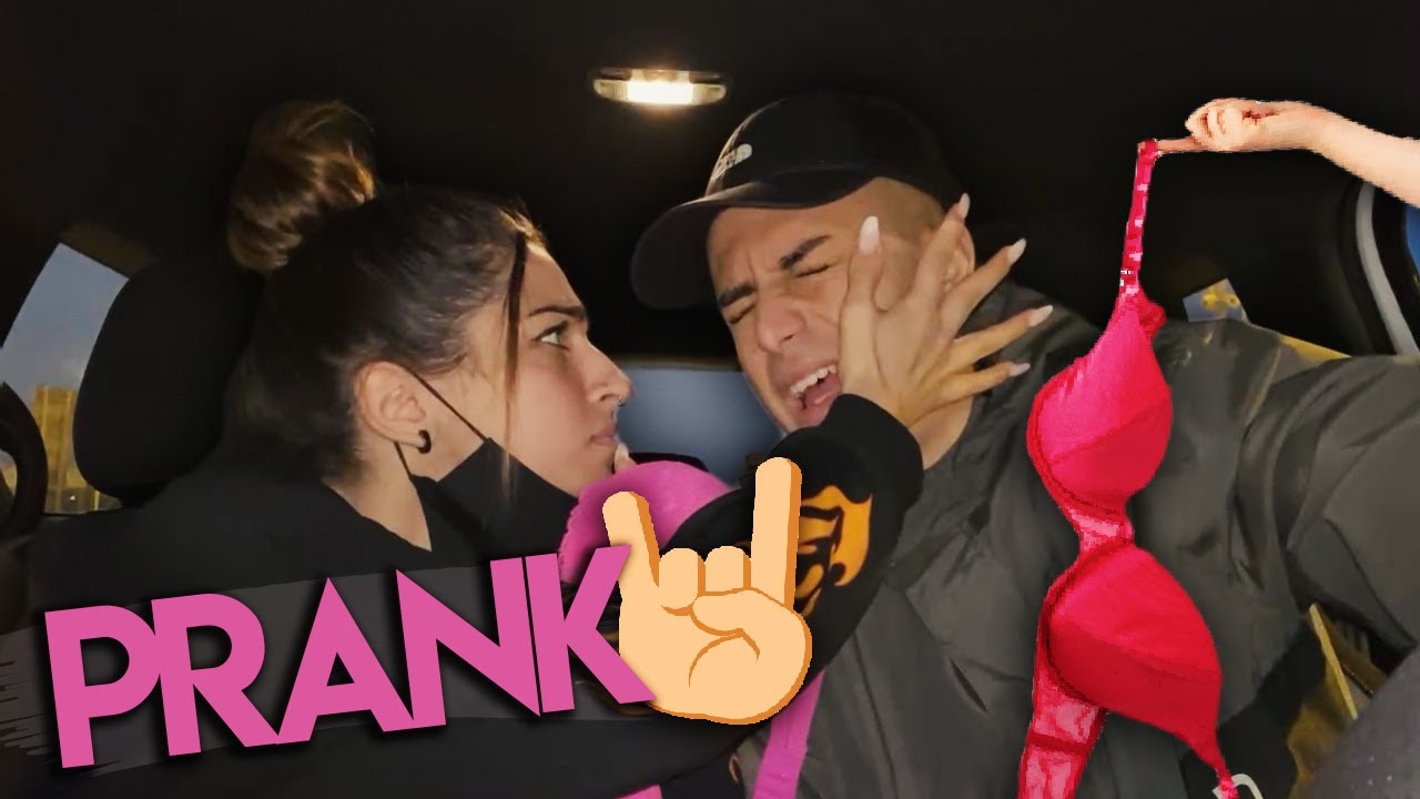 TROVA UN REGGISENO nella MACCHINA e SCOPRE che l'ho TRADITA.. | PRANK alla mia RAGAZZA!