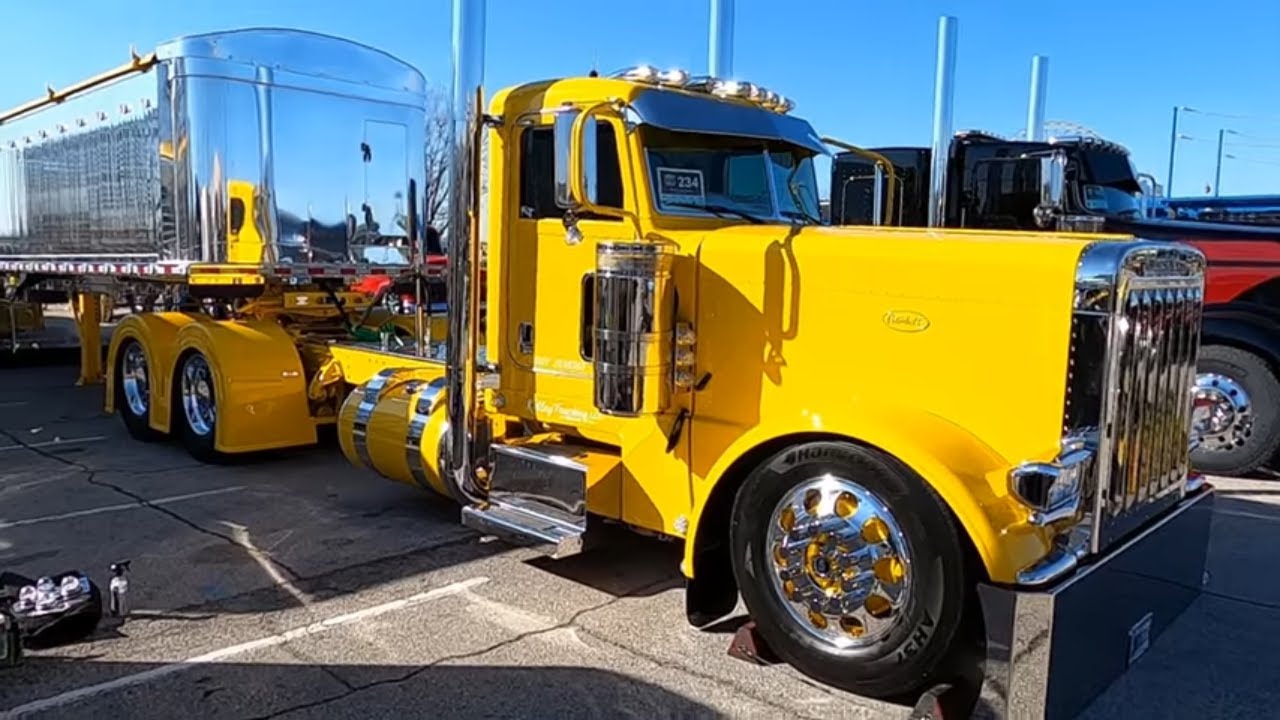 MATS 2024 (Set Up Day 3) Mid America Truck Show