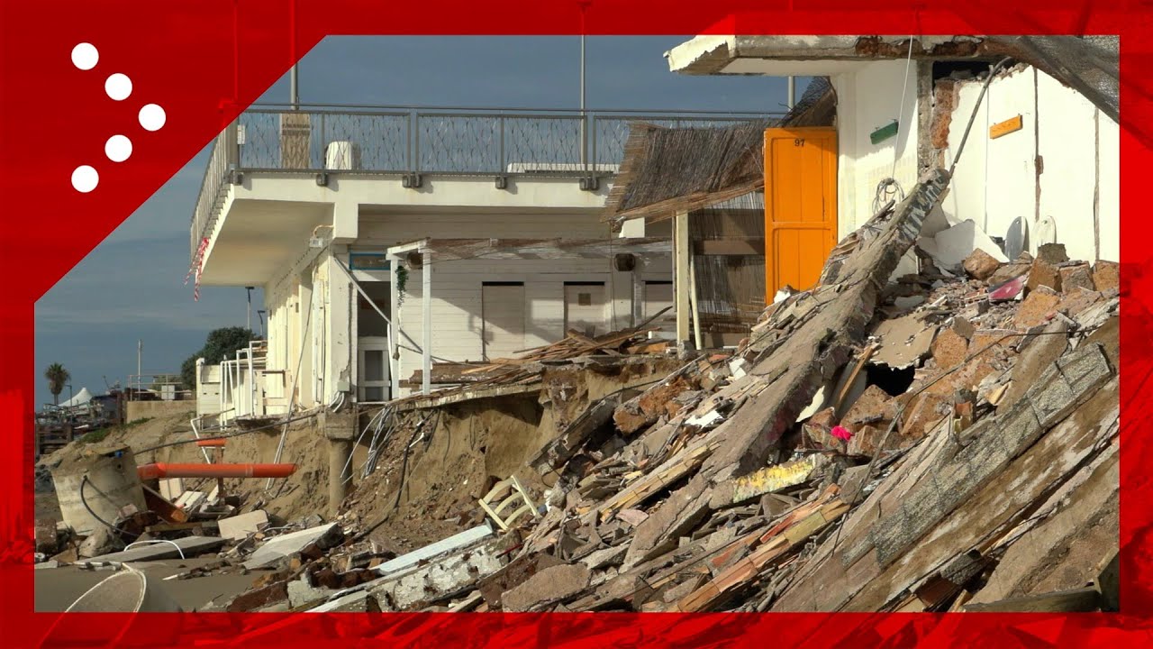 Torvaianica (Roma), stabilimento balneare distrutto dalle mareggiate degli scorsi giorni