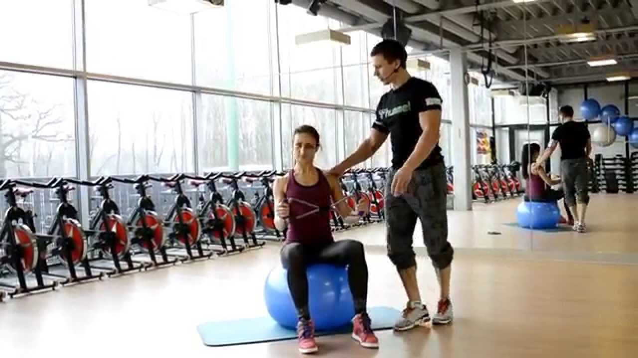Pratimai skirti stiprinti liemens ir nugaros raumenis