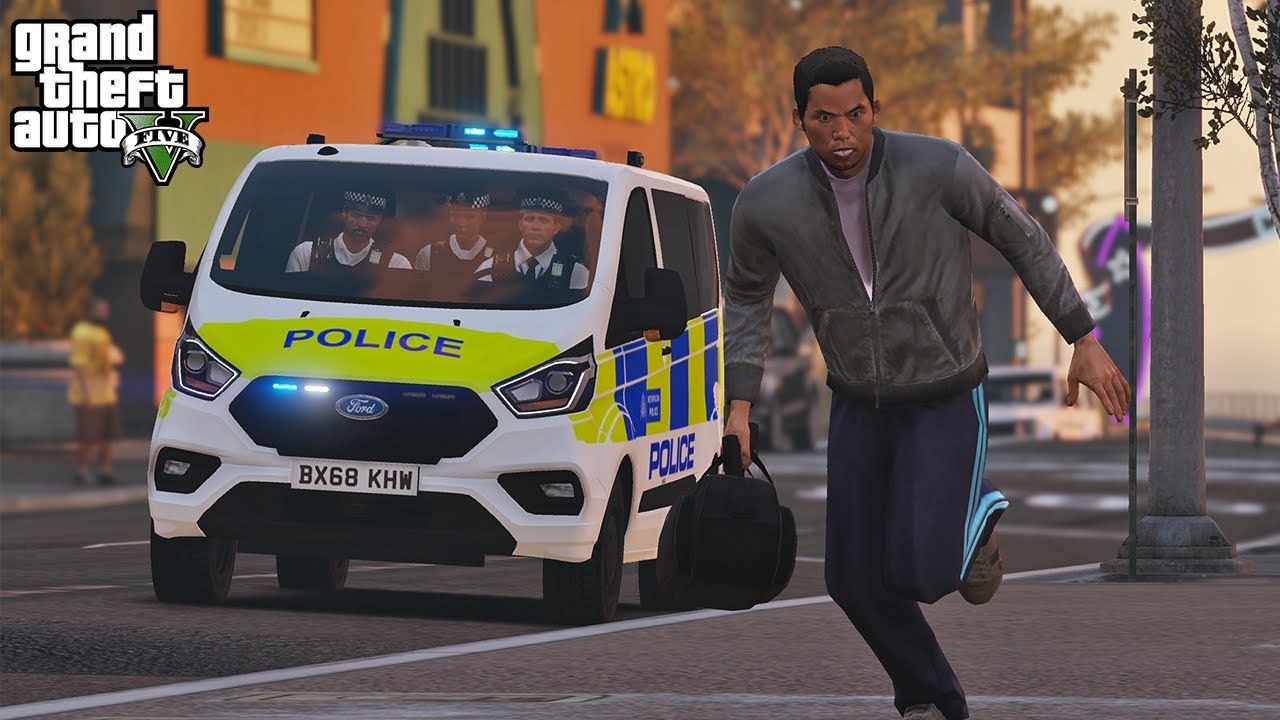 Safer Transport Team responds to Bus under attack and Robbery! (GTA 5 LSPDFR Mod)