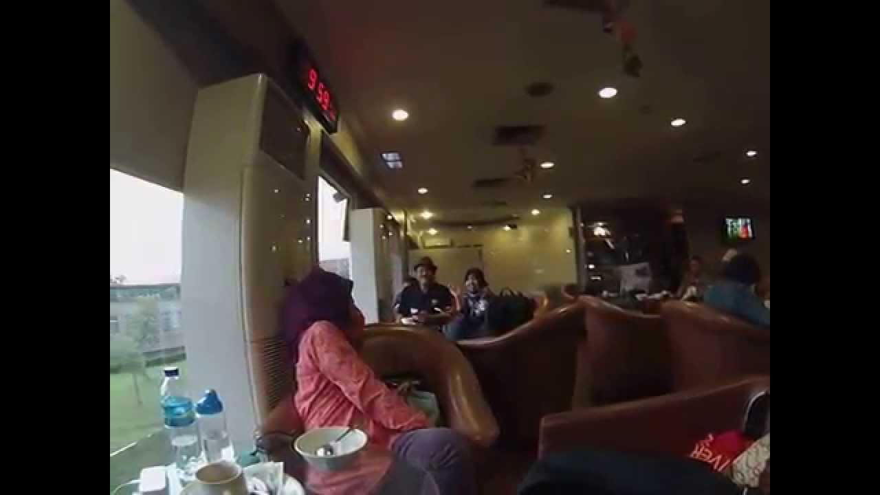 Lombok group in Lounge