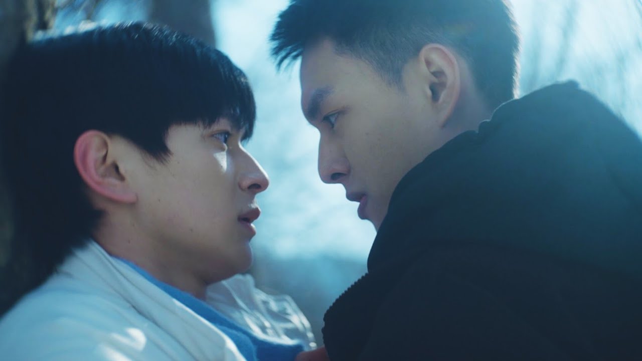 Blue Canvas of youthful Days | Explained in Hindi/Urdu