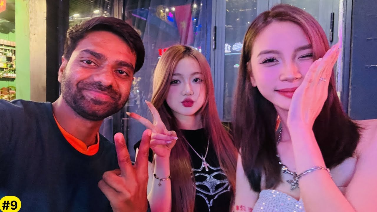  Exploring Nightlife With My Beautiful Vietnamese 🇻🇳 Girl Friends ❤️🥰 