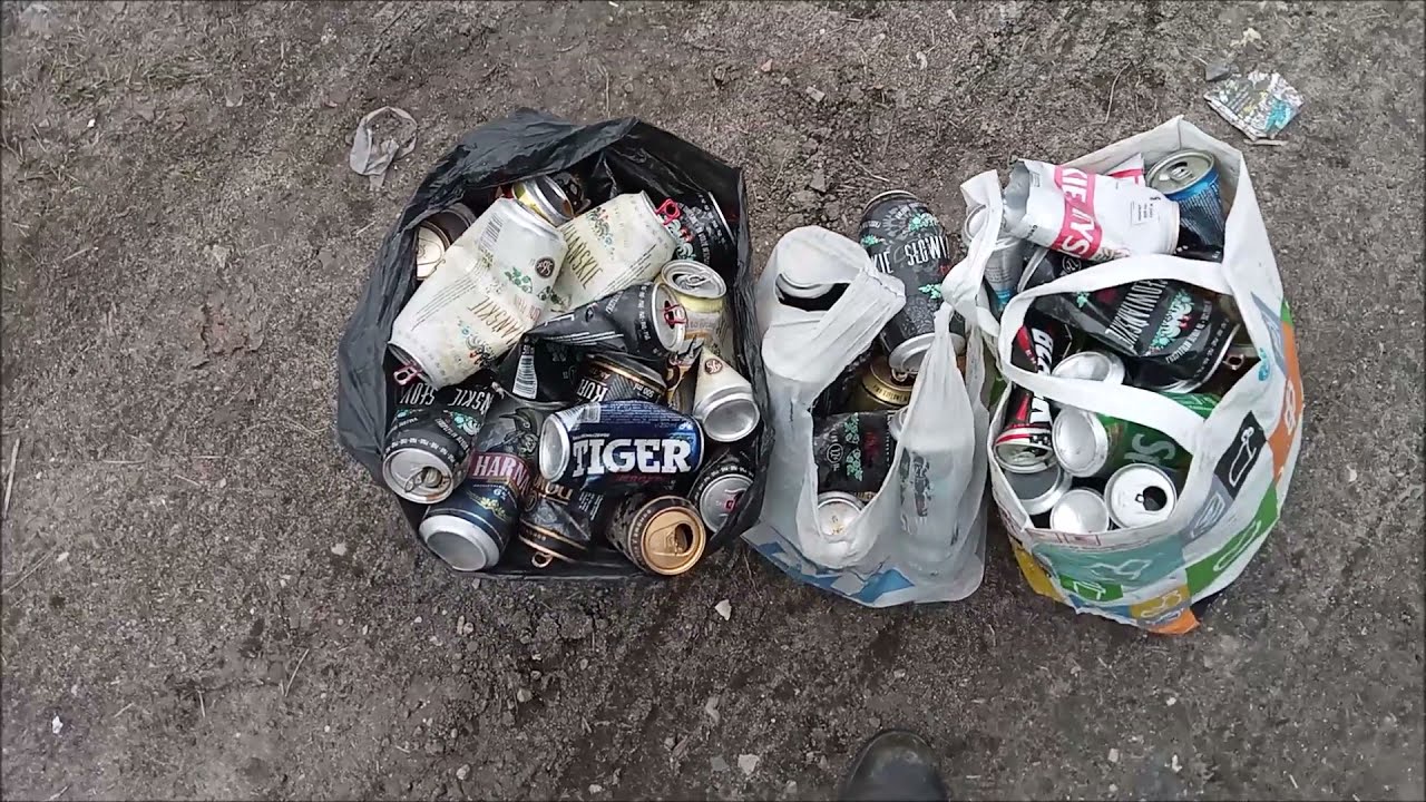 Kolejny wywóz złomu i puszek.Dalej działamy