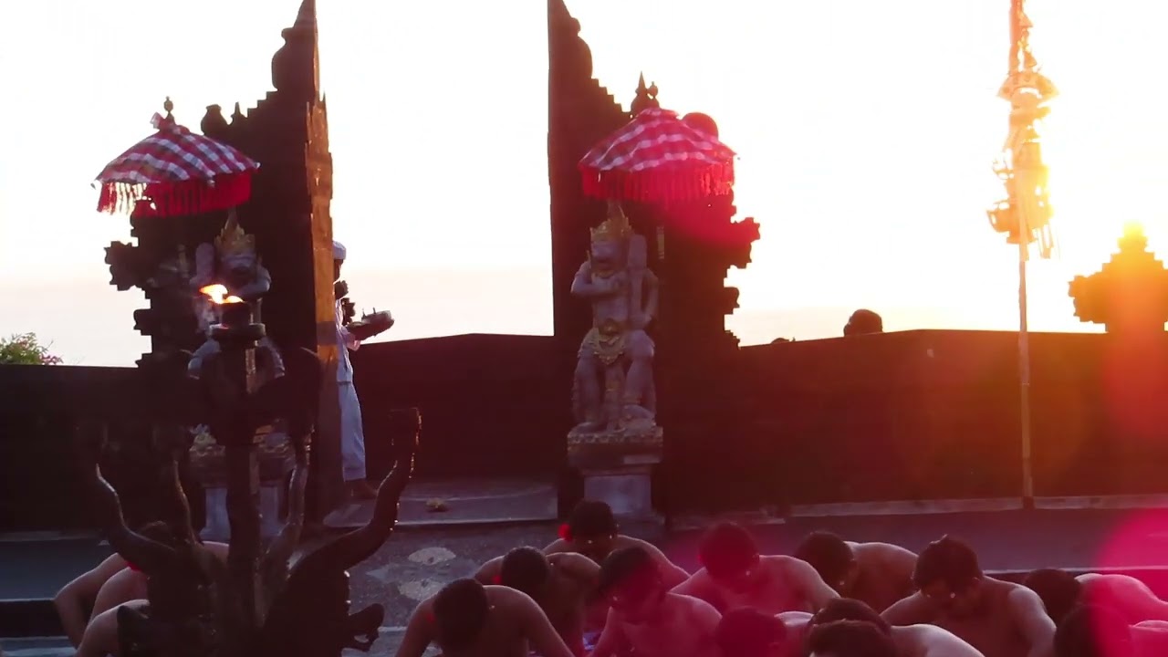 Bali, Indonesia : Uluwatu temple area - Kecak Fire Dance