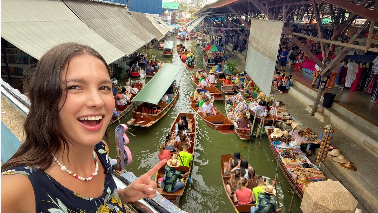 Cazando ofertas en un MERCADO FLOTANTE de asia