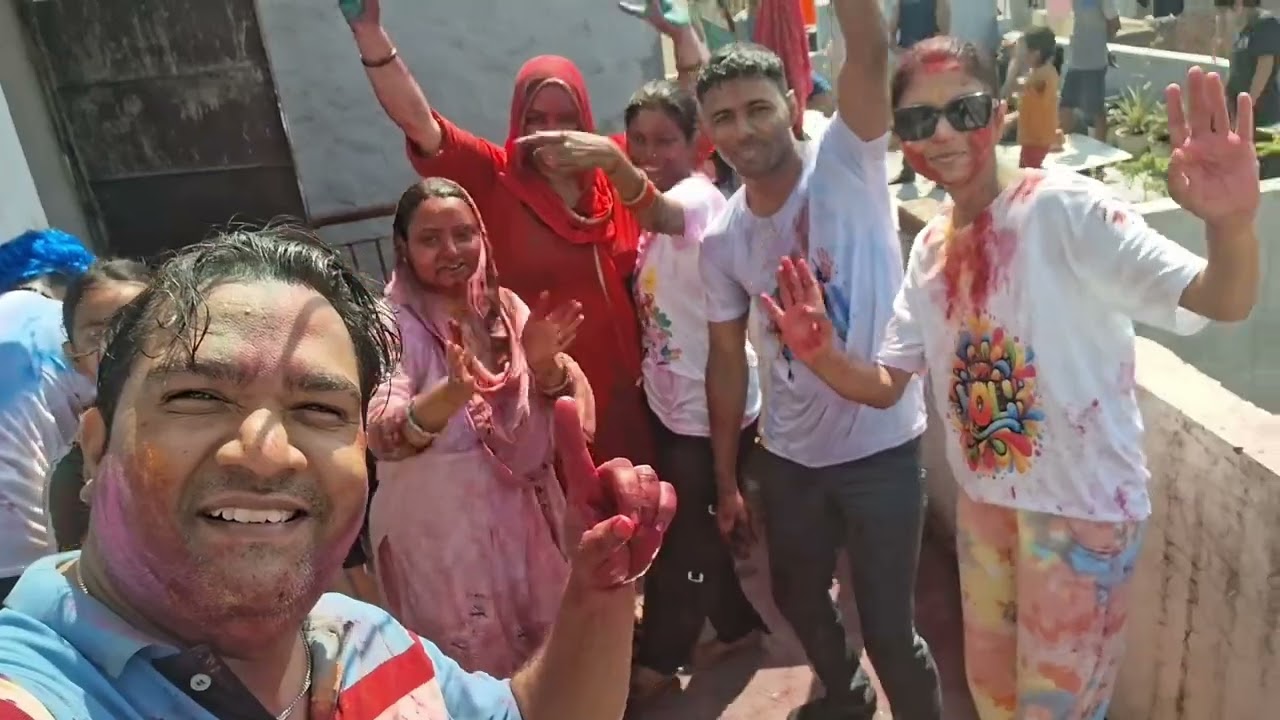 Holi k rag  aap sb k sag.❤️🩷🧡💛💚💙🩵💜🤎🖤🩶🤍