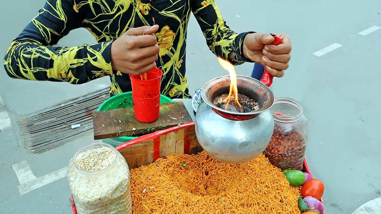 Ghoti Gorom Jhal Muri | Bangladeshi Street Food