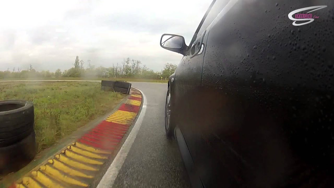 Hace Car Kakucsring by Lutyo