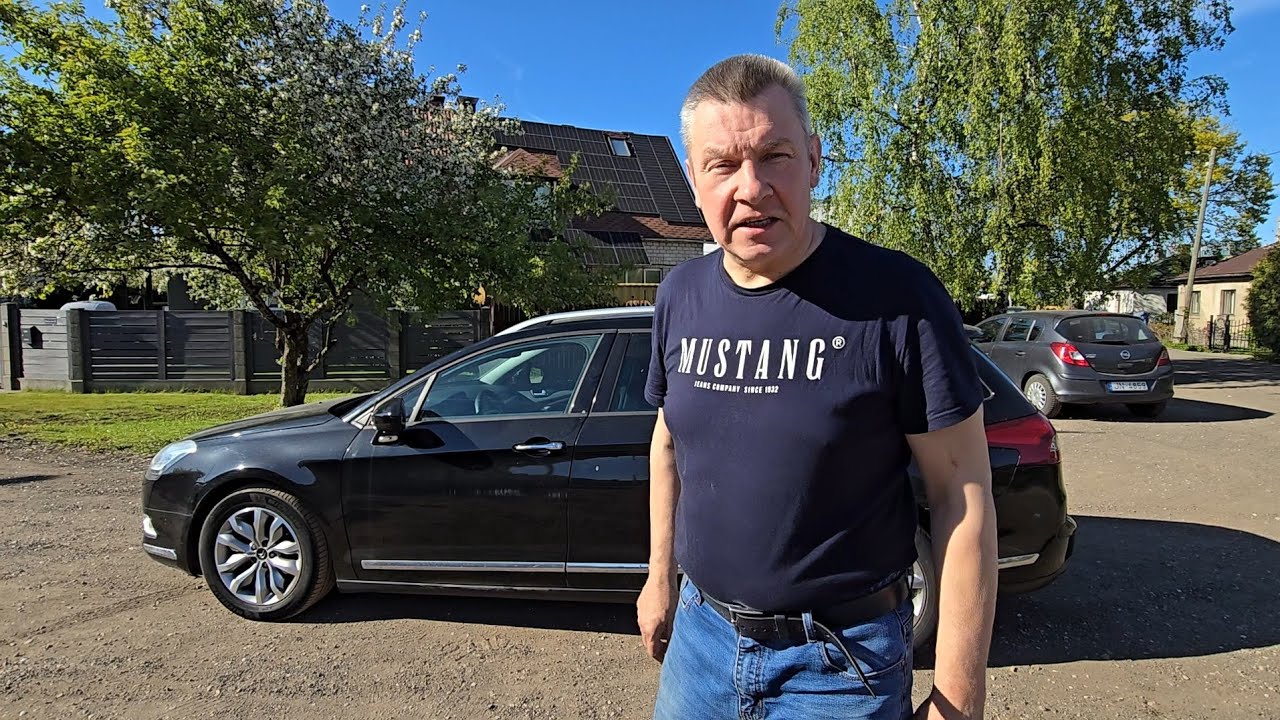 NOPIRKĀM IEVAI JAUNU MAŠĪNU: