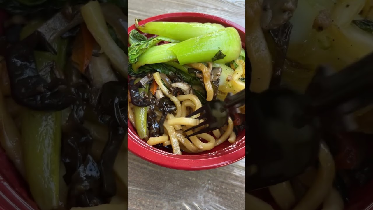 NEW Vegan Food Option in Disneyland