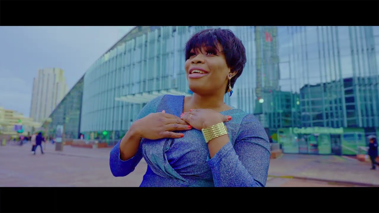 MANTEAU NA YO  - LADDY BALUNGA ft AUGUSTINE MPURUMANA(clip officiel)