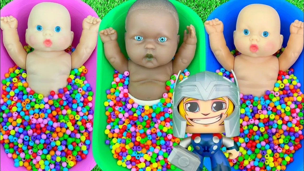Full of 3 Rainbow Bath Tubs Candy with M&M's & Magic Slime Cutting Video