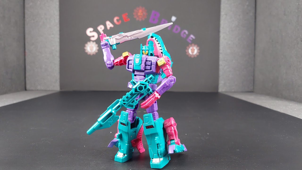 Transformers Generations Selects Overbite Figura Bemutató