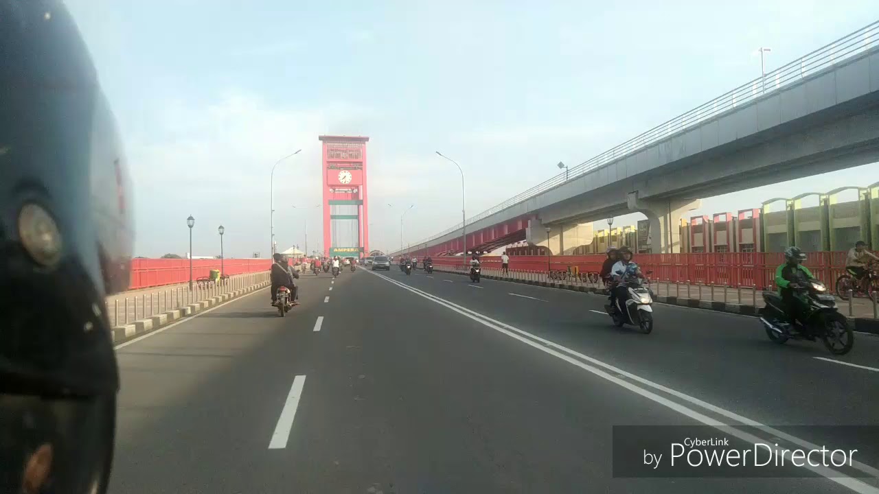 Mancing belut di Sumatra selatan