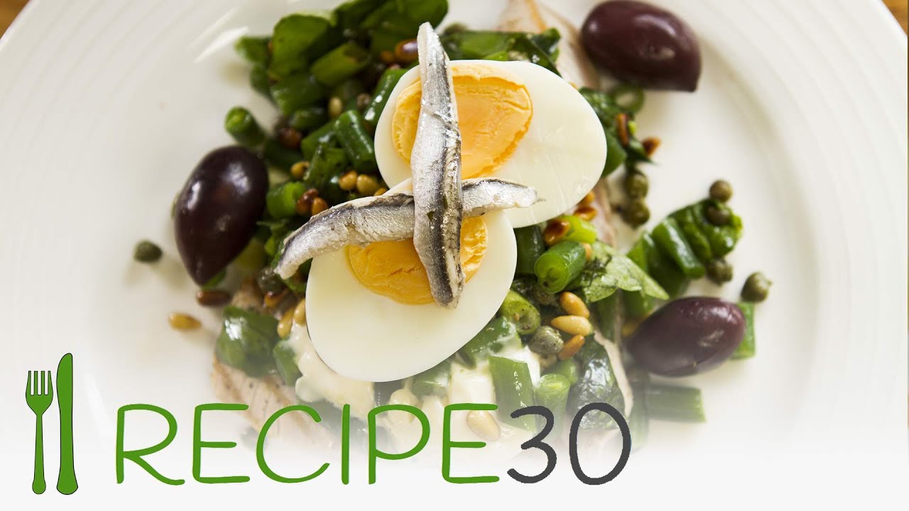 TUNA AND EGG SALADE NICOISE WITH A TWIST