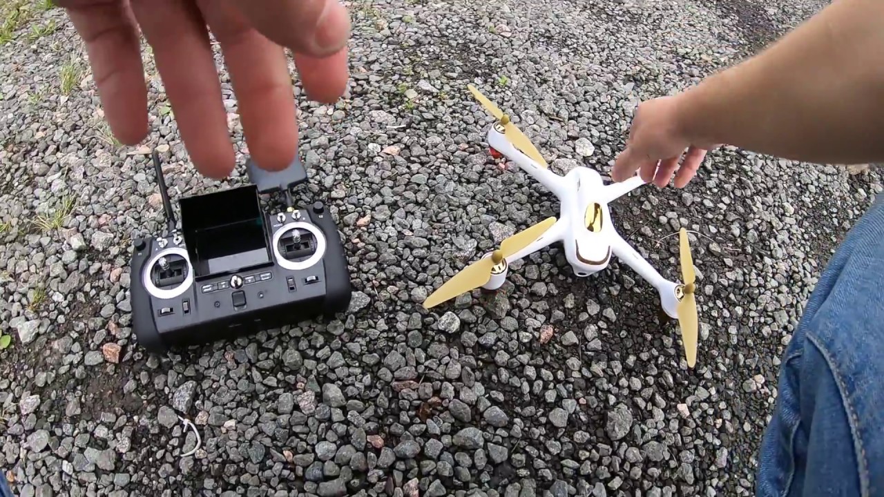 Восполнил свою потерю таким же квадрокоптером Hubsan H501S. Привязка нового пульта к квадрокоптеру.