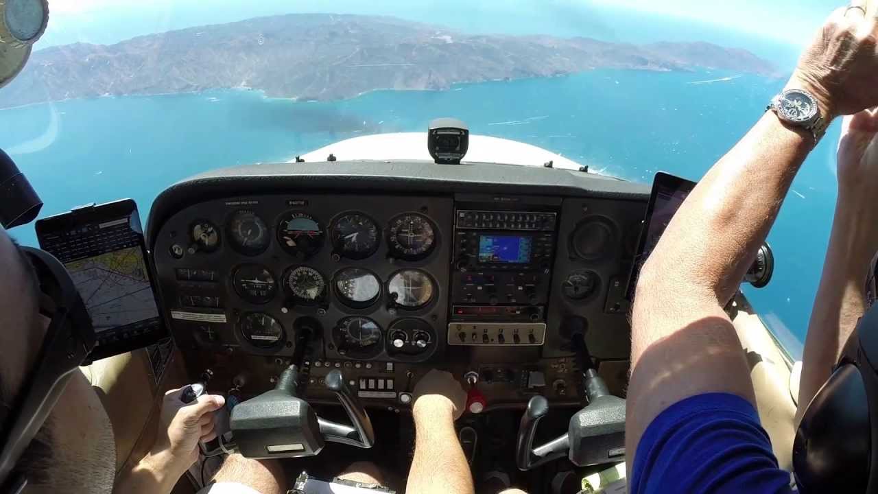 Approach and Landing at Catalina Airport - KAVX