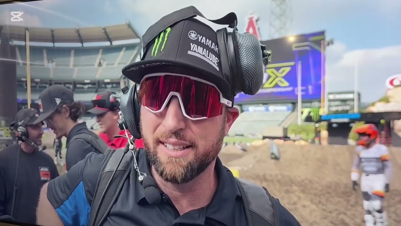 Crash Sexton 😅 | Supercross First Laps + Duffy & Faulkner Interviews