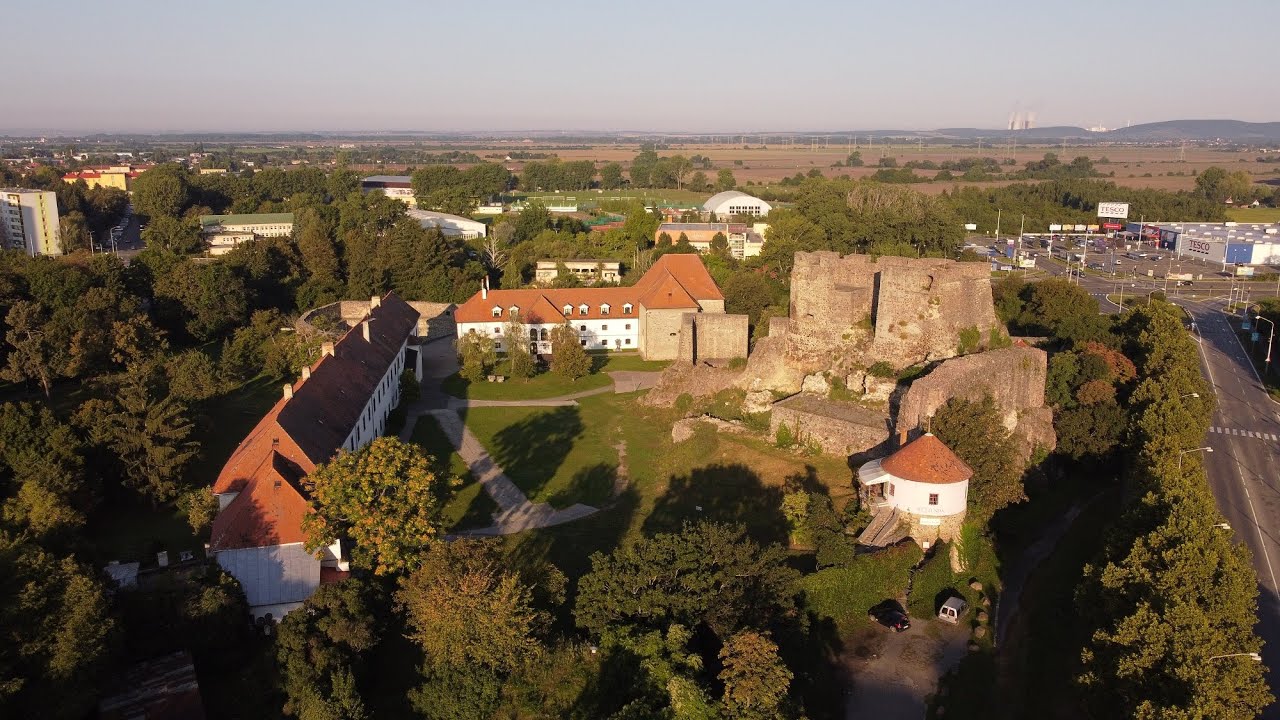 Levick&yacute; hrad zhora - Slovensko ( 1080p )