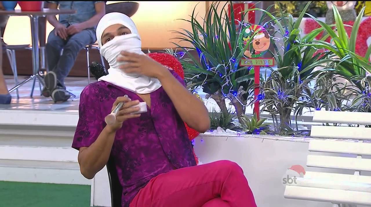 Roberto Cabine (Porpetone) - A Pra&ccedil;a &Eacute; Nossa - 11/12/2014 - (HDTV)