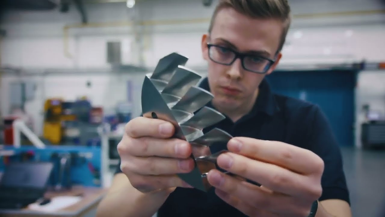Degree apprenticeship - manufacturing technology