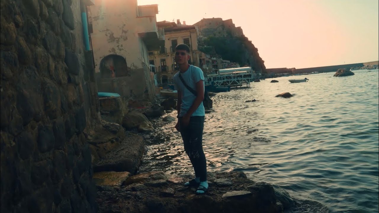 RealD - L'Amour (Official Video)