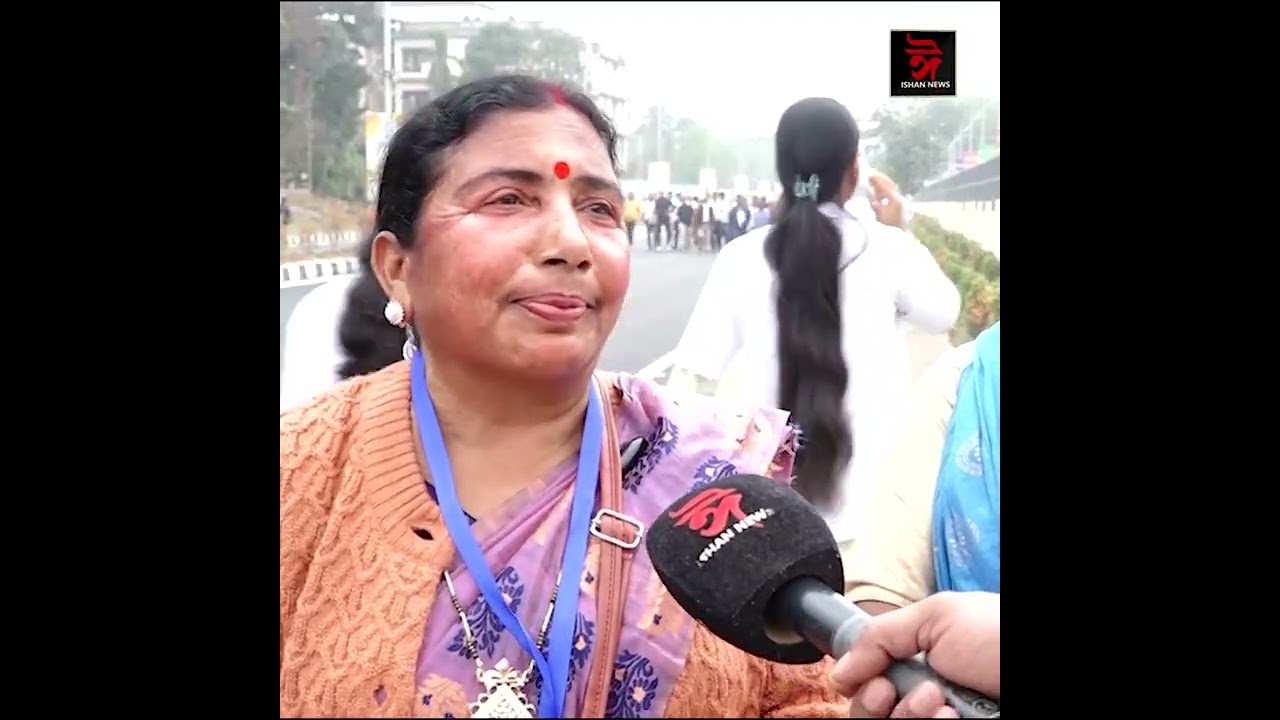প্ৰধানমন্ত্ৰী নৰেন্দ্ৰ মোদীৰ পৰা  আমি এই মাটিৰ পট্টা লাভ কৰি নথৈ সুখী।