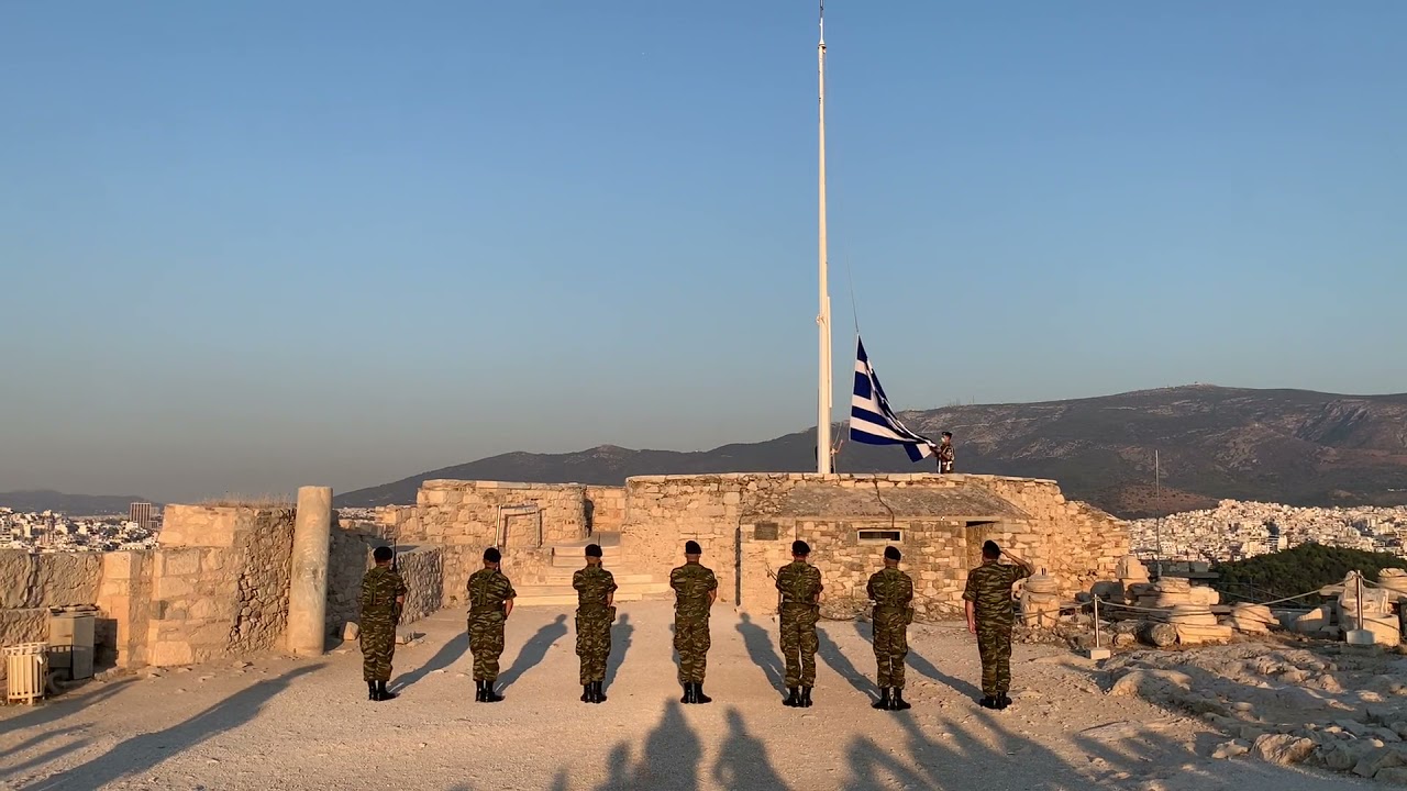2021.09.16 - Athens - lowering Greek flag at Acropolis Parthenon
