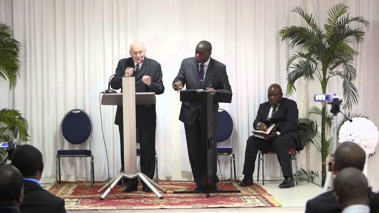 Reunion Exeptionnelle  avec le Fr EWALD FRANK à Paris 2015 intro Fr DIDIER CITUNDU [OFFICIEL]