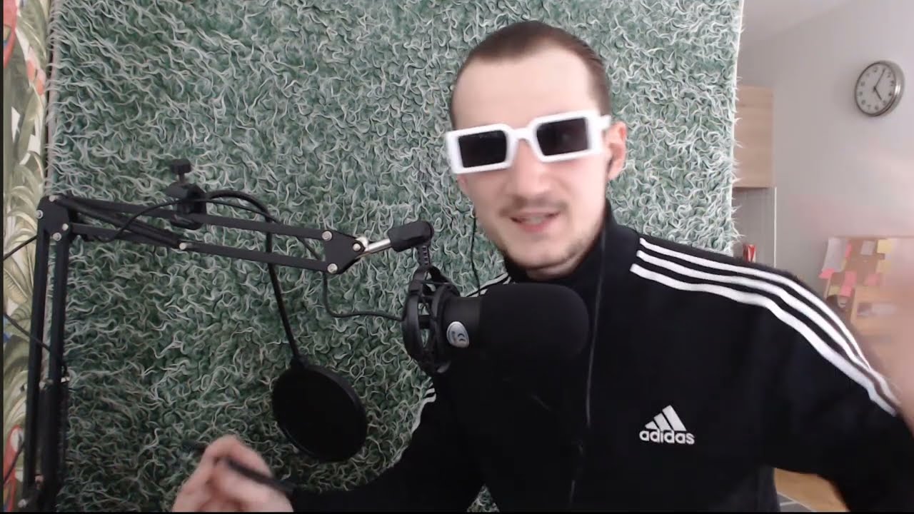 Statystyka na Przykładzie ZUSu (Średnia Ważona, Mediana, Odchylenie Standardowe, Wariancja, Średnia)