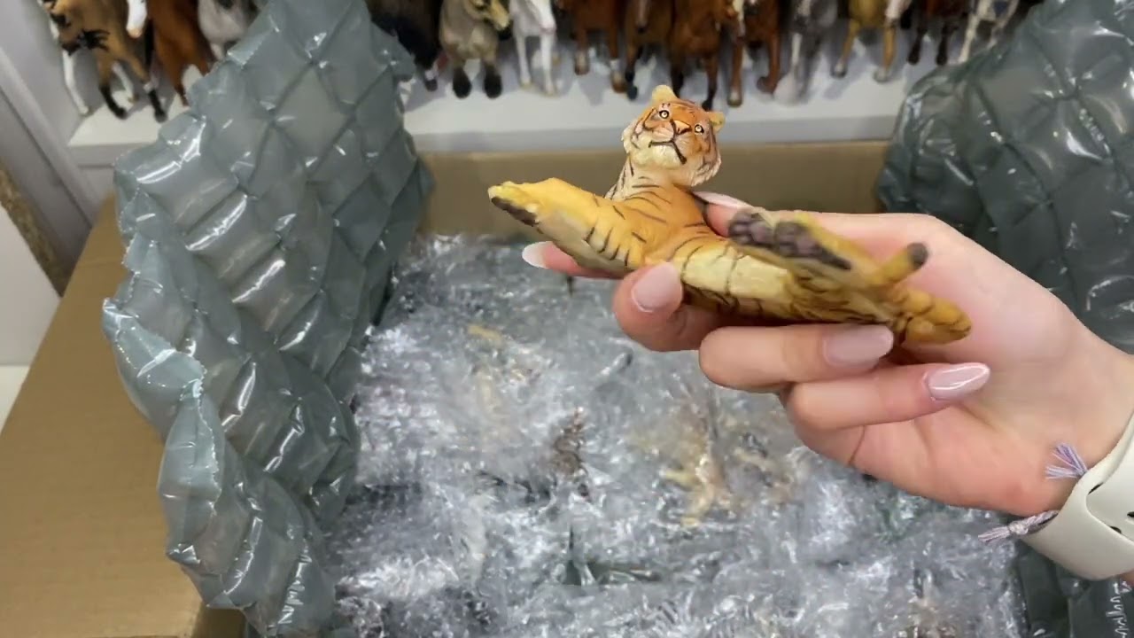 Ouverture de colis Schleich