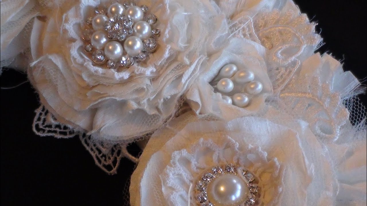 Shabby fabric wreath