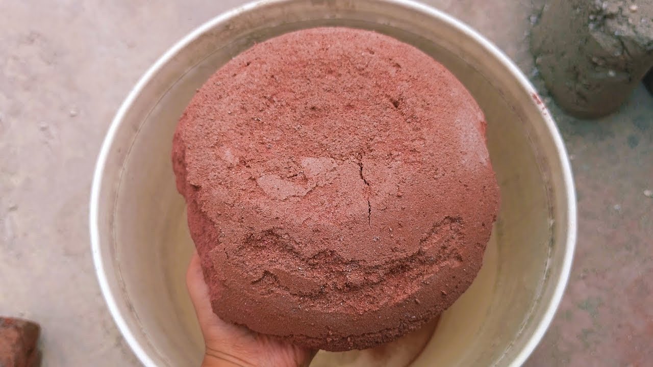 super dusty soft pure silky red dirt crumble dry in bucket+sifting+mixing on floor 🤤💯