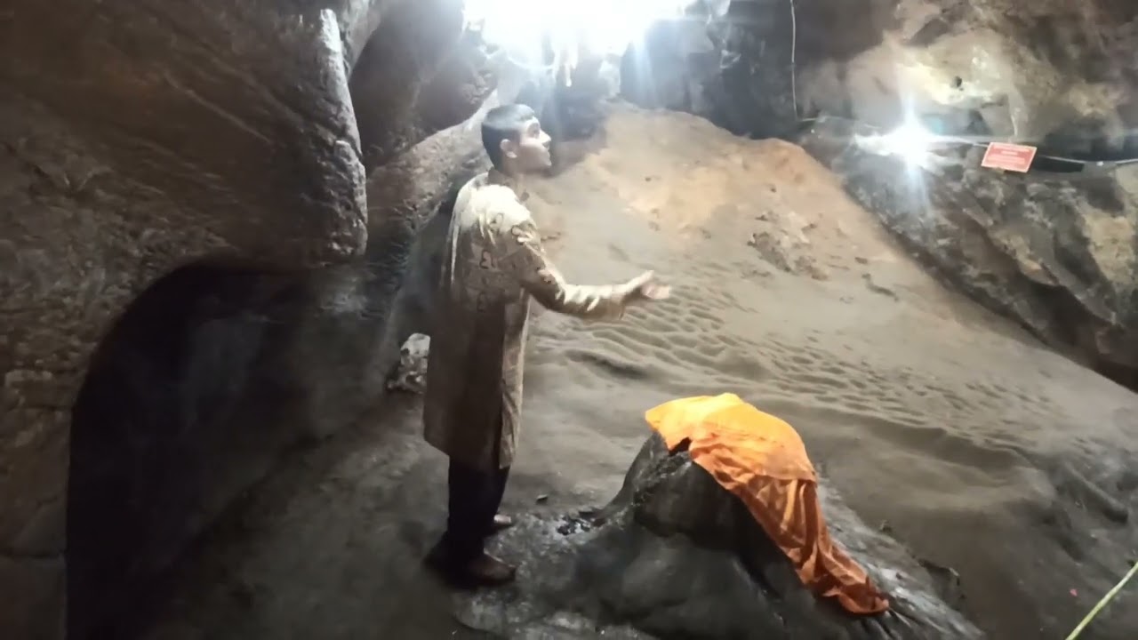पाताल भुवनेश्वर | पाताल लोक का शिव मंदिर | Patal Bhuvaneshwar | 😮 @pranjalpathakvlogsnaturean7397