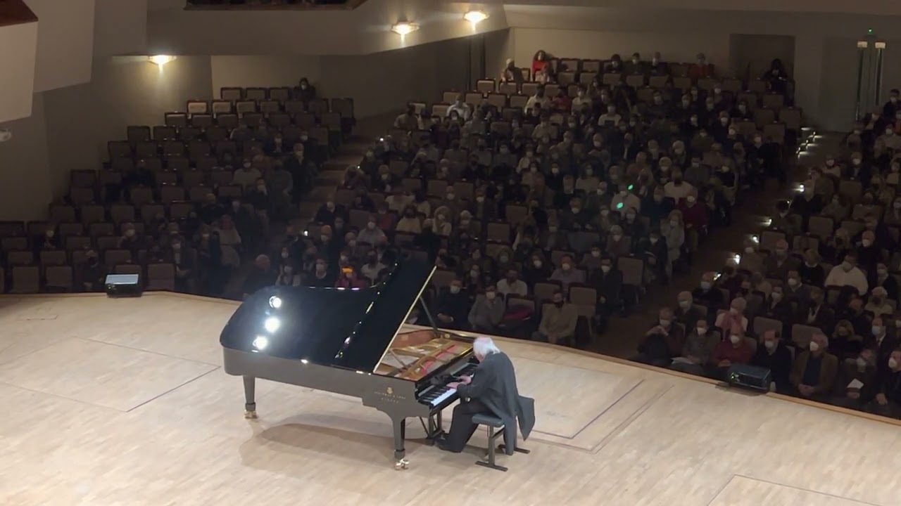 Brahms Ballade op.118 No.3 g-moll. Grigory Sokolov