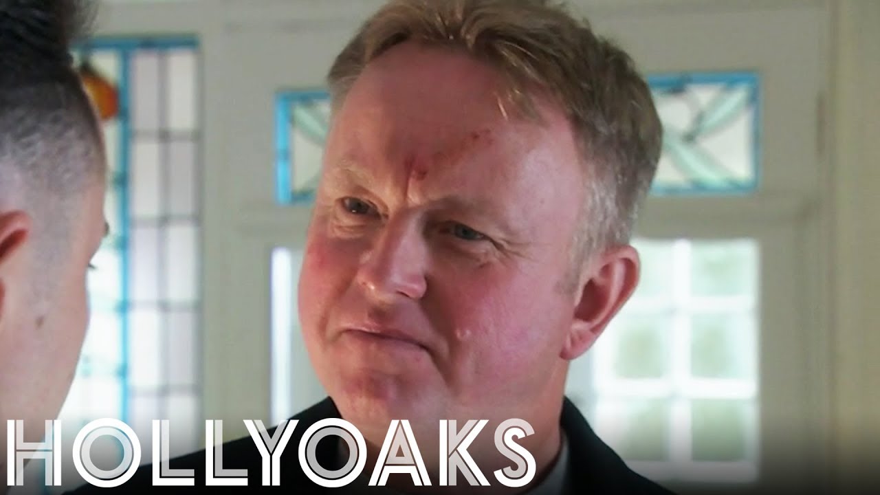 Stuart Finds Out About Ste’s Plan to Leave the Far Right | Hollyoaks