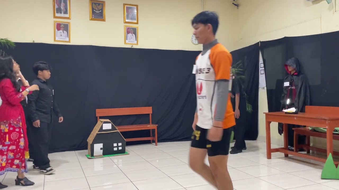 DRAMA UPRAK XII-3 
